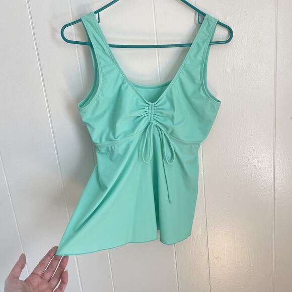 Unbranded Tops - Women’s Mint Green Swim Tankini Top M Ruched Front Athleisure Swimwear Nylon Y2K